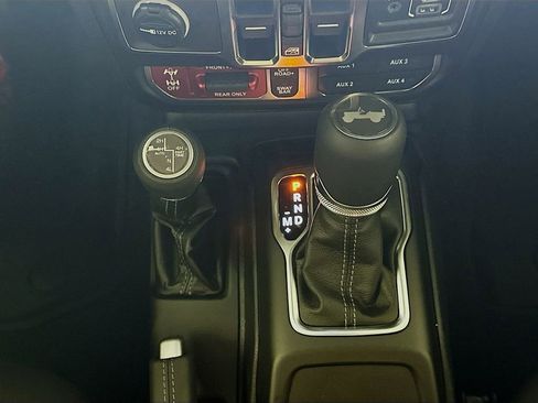 New 2026 Jeep Wrangler Unlimited Rubicon image 12