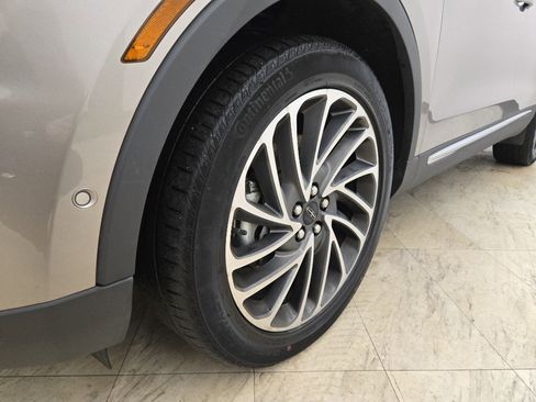 Used 2020 Lincoln Nautilus Reserve w/ Equipment Group 201A image 25