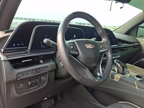 Used 2023 Cadillac Escalade Sport w/ LPO, ONYX Package AWD/4WD image 16