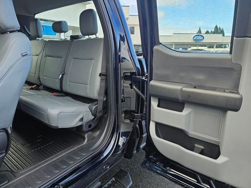 New 2025 Ford F250 XL w/ F-250 >10K GVWR Package image 7
