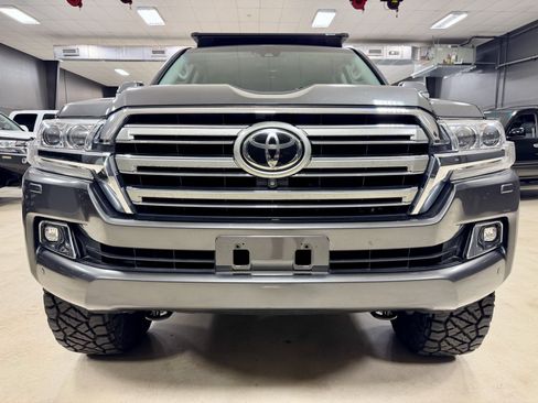 Used 2016 Toyota Land Cruiser AWD/4WD image 22