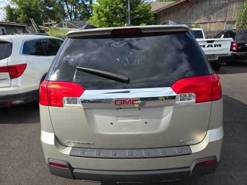 Used 2015 GMC Terrain SLE w/ Convenience Package AWD/4WD image 9