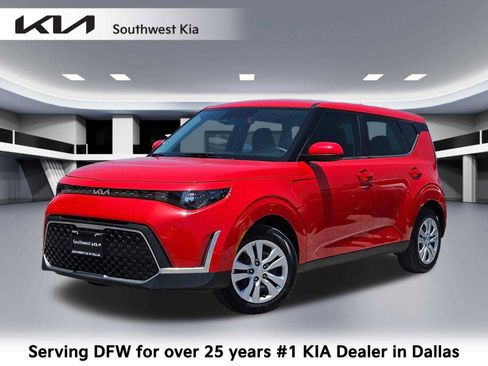 Used 2023 Kia Soul LX FWD image 1