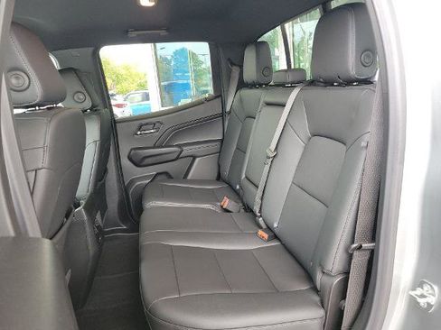New 2024 Chevrolet Colorado LT w/ LT Convenience Package III image 59