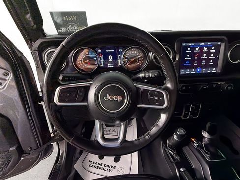 Used 2020 Jeep Wrangler Unlimited Sahara AWD/4WD image 11