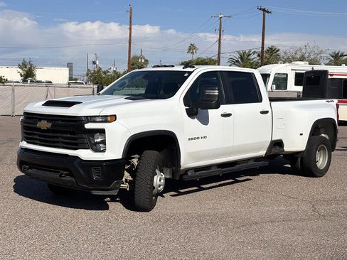 Used 2024 Chevrolet Silverado 3500 W/T image 7