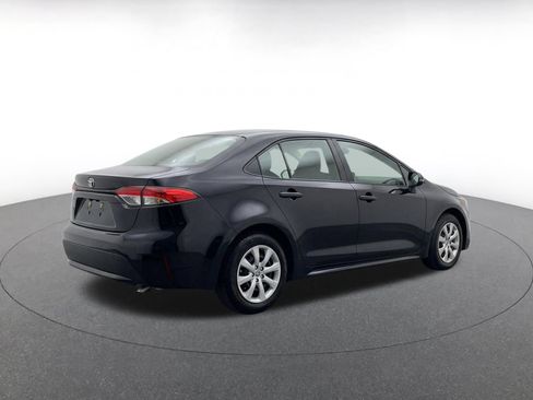 Used 2025 Toyota Corolla LE FWD image 8