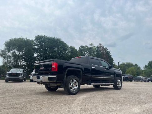 Used 2018 GMC Sierra 2500 SLT w/ Duramax Plus Package AWD/4WD image 7