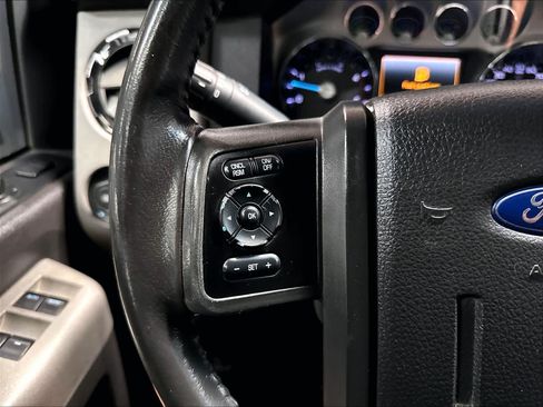Used 2016 Ford F250 Lariat w/ Chrome Package AWD/4WD image 19