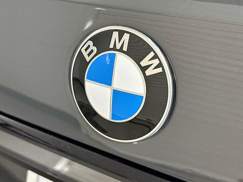 New 2026 BMW X7 xDrive40i w/ M Sport Package AWD/4WD image 22