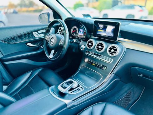 Used 2016 Mercedes-Benz GLC 300 image 17