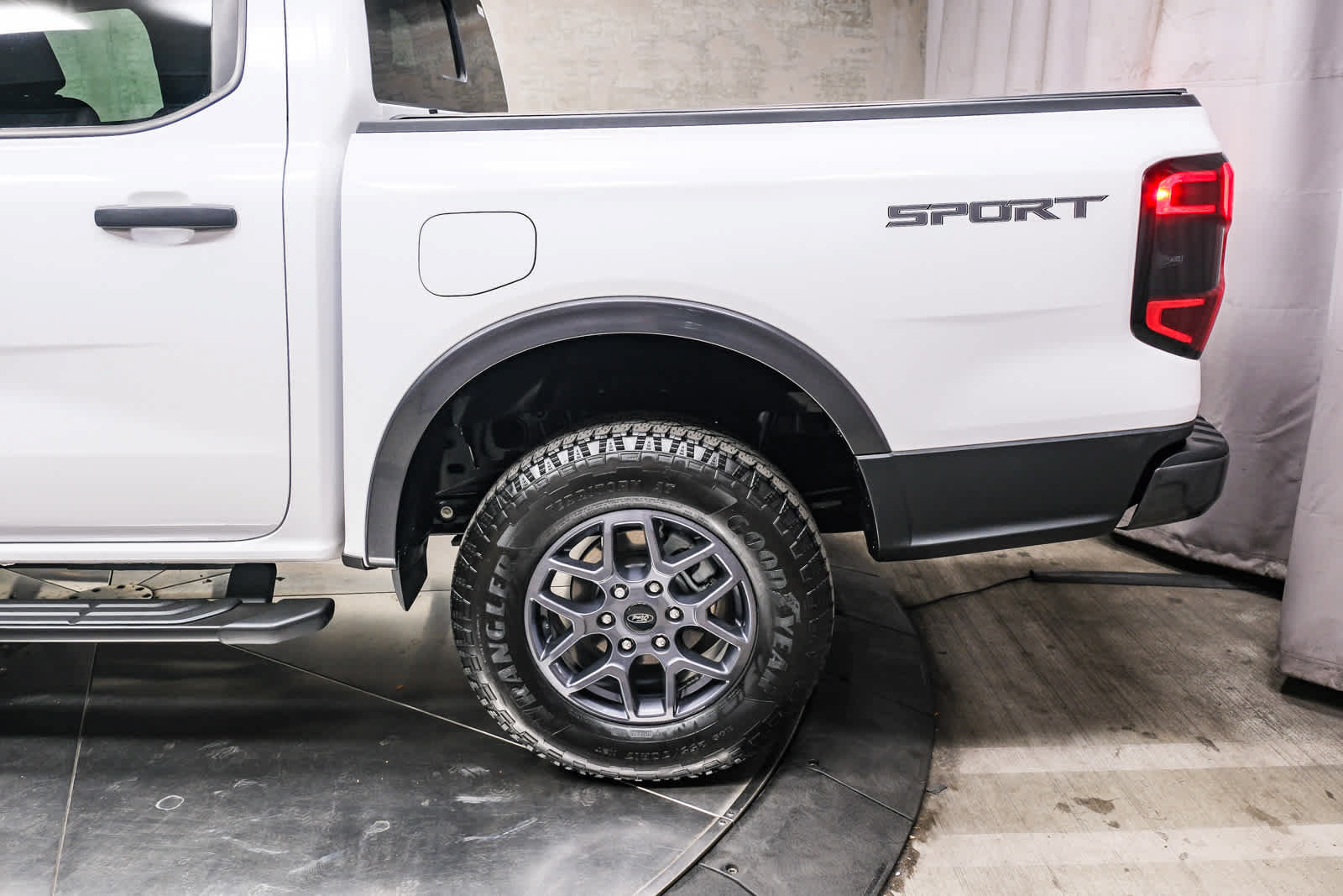 Used 2024 Ford Ranger XLT w/ Equipment Group 301A High RWD image 8