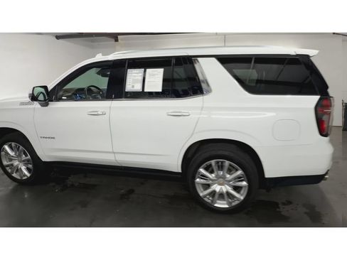 Certified 2023 Chevrolet Tahoe High Country AWD/4WD image 6