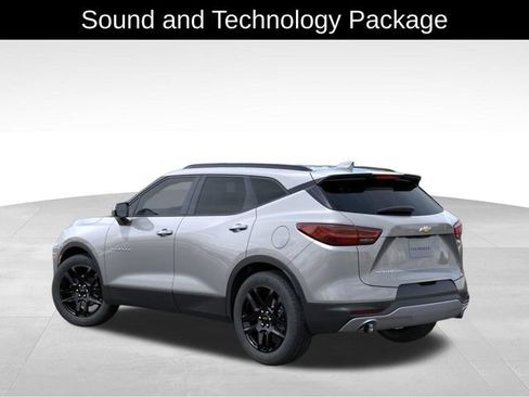 New 2026 Chevrolet Blazer LT w/ Sound & Technology Package AWD/4WD image 4