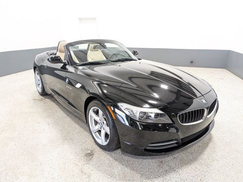 Used 2009 BMW Z4 sDrive30i RWD image 9