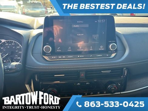 Used 2021 Nissan Rogue SL image 9