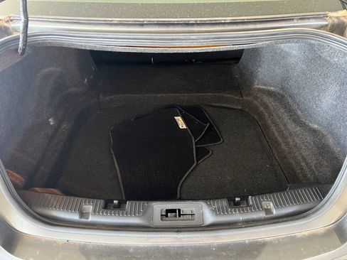 Used 2018 Ford Taurus SEL FWD image 24