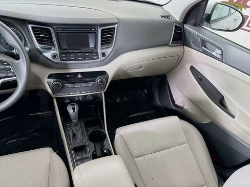 Used 2017 Hyundai Tucson SE FWD image 24