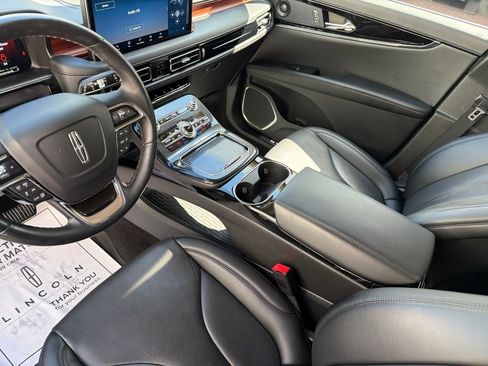 Used 2022 Lincoln Nautilus Reserve w/ Equipment Group 201A FWD image 18