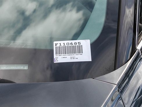 Used 2022 Lincoln Corsair Reserve image 33