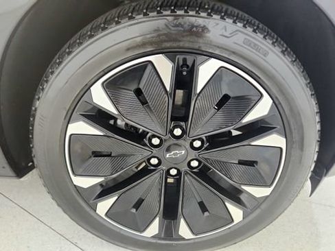 Used 2024 Chevrolet Blazer EV RS AWD/4WD image 82