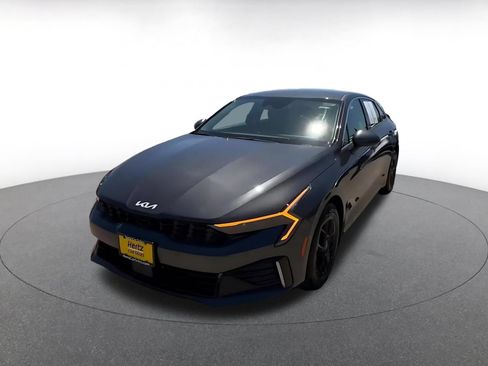 Used 2025 Kia K5 LXS FWD image 7