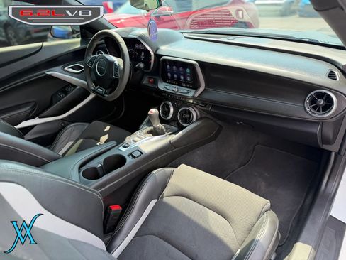 Used 2022 Chevrolet Camaro SS RWD image 17