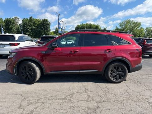Used 2022 Kia Sorento S w/ Panoramic Sunroof Package AWD/4WD image 5
