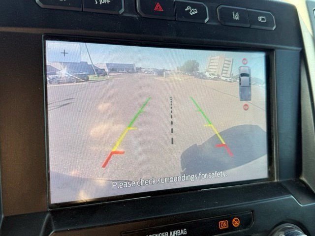 Used 2020 Ford F350 Lariat w/ Lariat Value Package AWD/4WD image 3