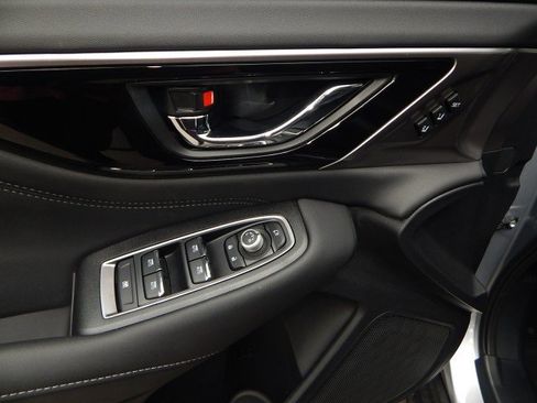 Certified 2025 Subaru Outback Touring image 14