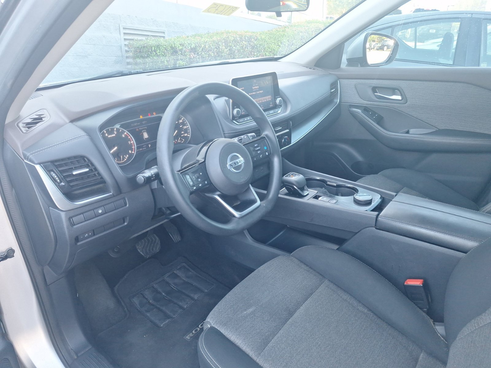 Used 2021 Nissan Rogue SV AWD/4WD image 9