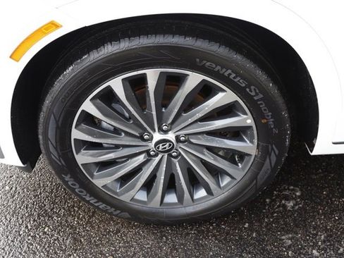 Certified 2025 Hyundai Palisade Calligraphy image 12