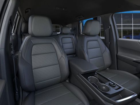 New 2026 Chevrolet Equinox LT w/ Convenience Package II image 16