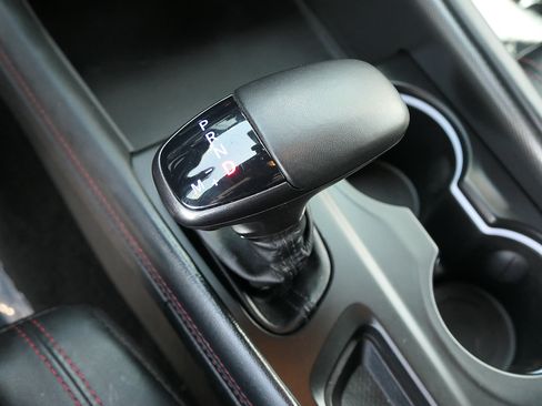 Used 2024 Dodge Durango GT RWD image 19