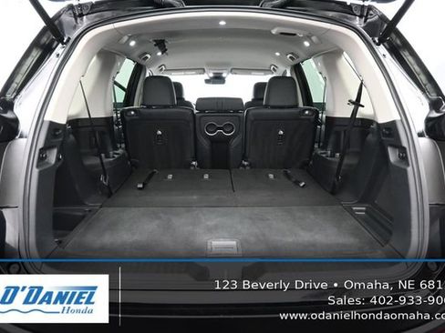 Used 2025 Honda Pilot EX-L image 39