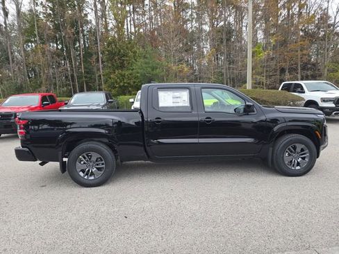 New 2026 Nissan Frontier SV image 9