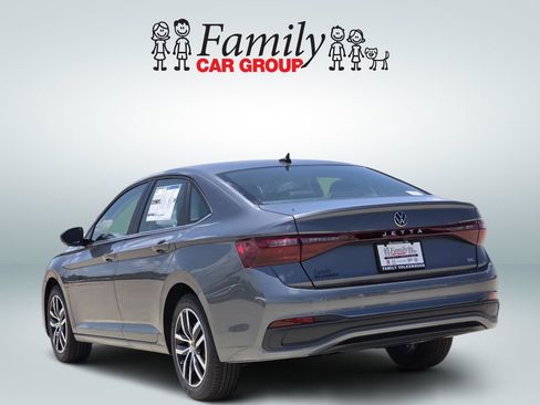 New 2026 Volkswagen Jetta SE FWD image 3