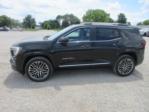 New 2026 GMC Terrain Denali AWD/4WD image 7