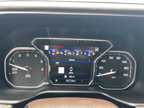 Used 2021 GMC Yukon Denali w/ Denali Premium Package AWD/4WD image 31
