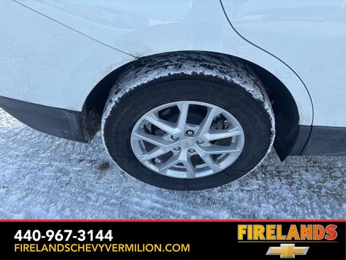Used 2023 Chevrolet Equinox LT image 25