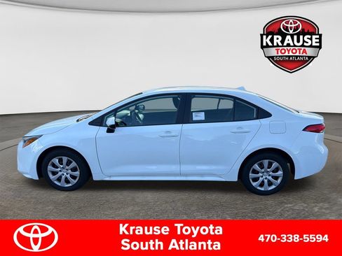 Used 2026 Toyota Corolla LE FWD image 9