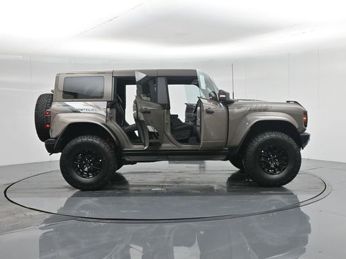 New 2025 Ford Bronco Raptor image 4
