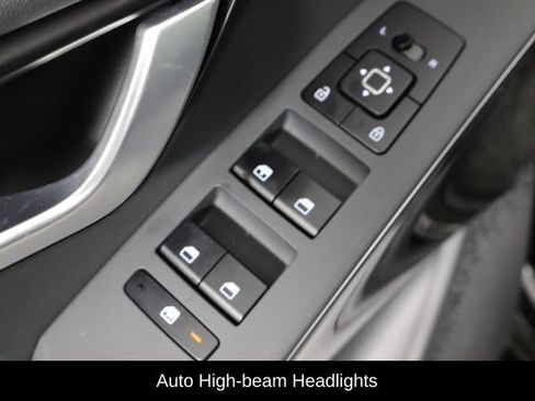 Used 2025 Kia Niro Wind w/ Wind Preserve Package FWD image 18