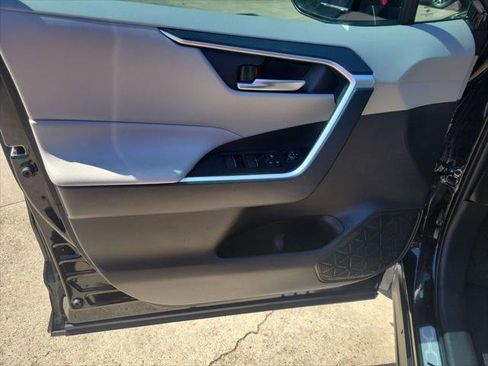 Certified 2025 Toyota RAV4 XLE image 12