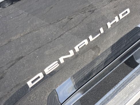 New 2026 GMC Sierra 2500 Denali w/ Denali Reserve Package image 8