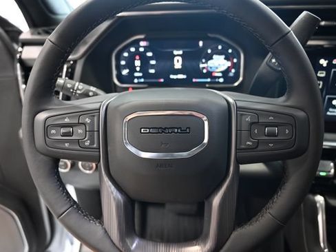 New 2026 GMC Sierra 2500 Denali Ultimate AWD/4WD image 29