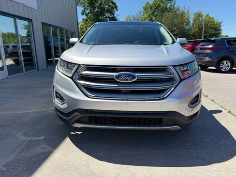 Used 2017 Ford Edge Titanium w/ Technology Package AWD/4WD image 23