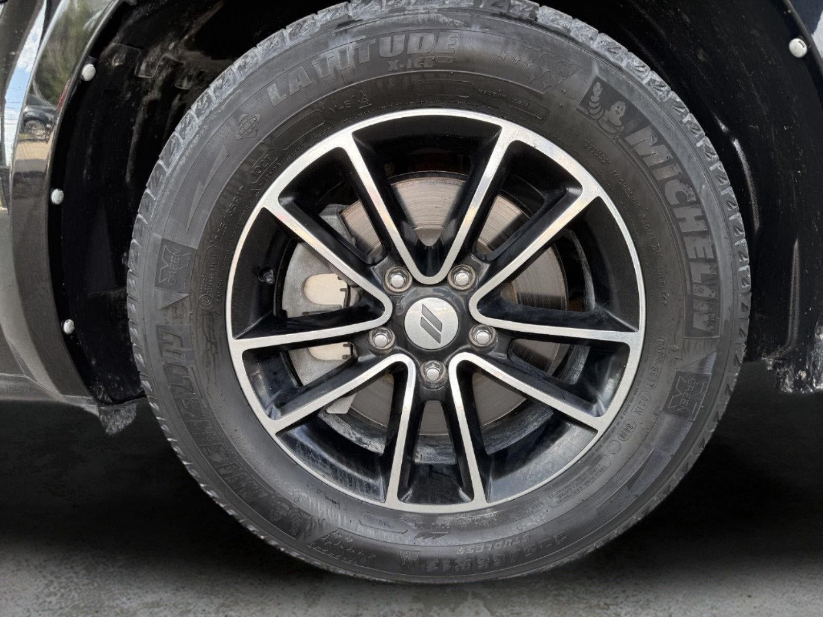 Used 2018 Dodge Journey SE w/ Blacktop Package FWD image 17