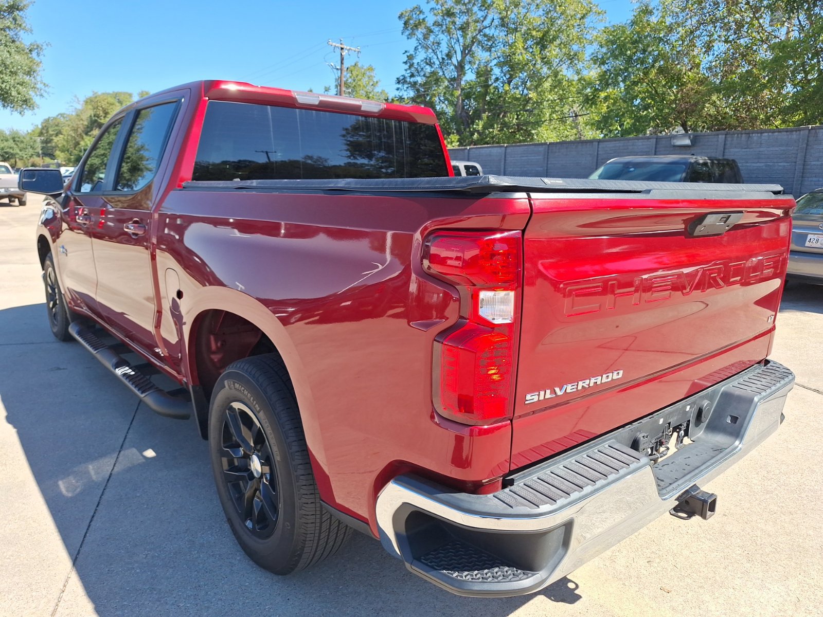Used 2019 Chevrolet Silverado 1500 LT w/ Texas Edition RWD image 4