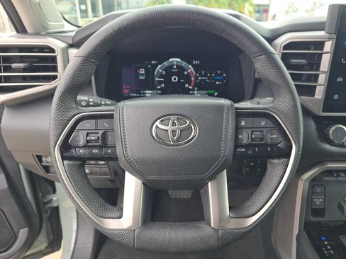 Used 2024 Toyota Tundra Limited AWD/4WD image 23
